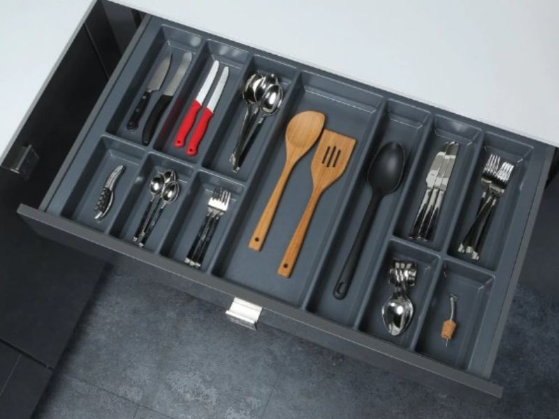 Sự tiện lợi của khay đựng dao
